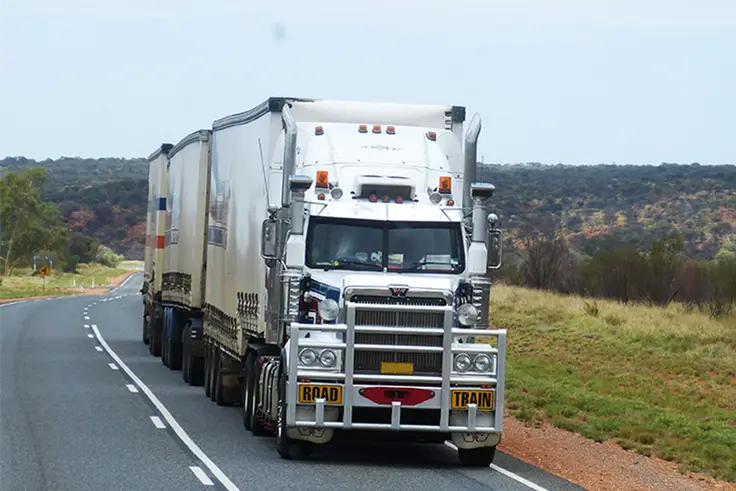 transport FTL vs LTL Cargo Dal